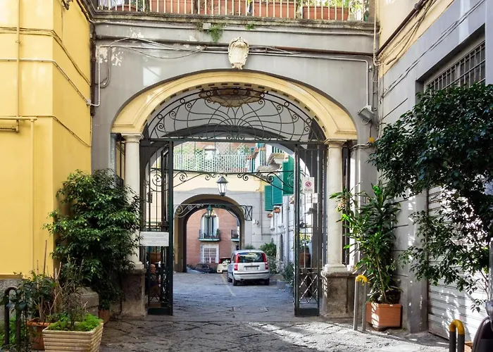 Bed and Breakfast Barù in Chiaia Napoli